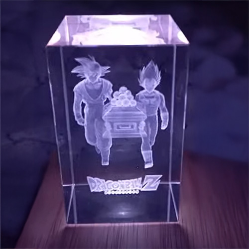 Lámpara LED Tributo a Akira Toriyama